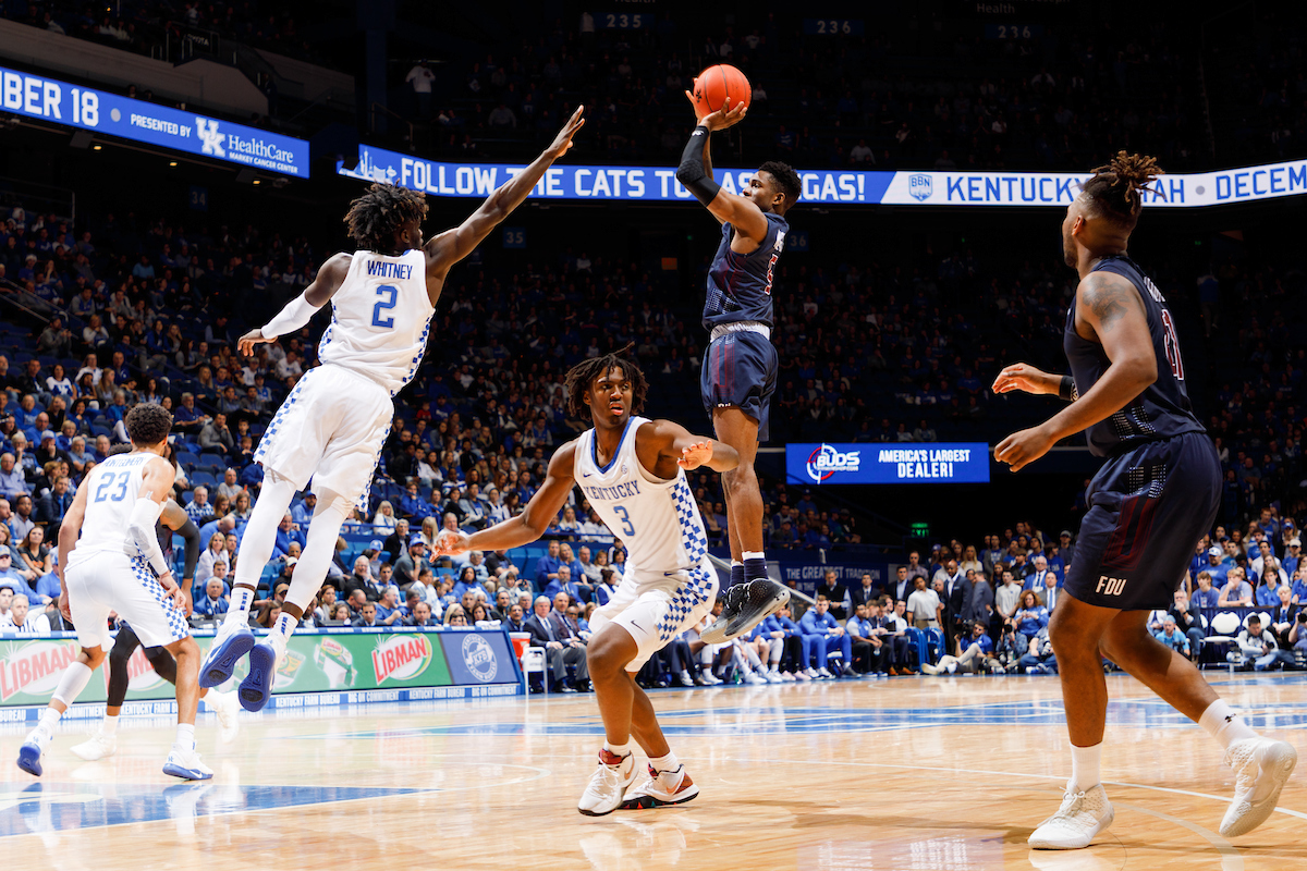 Kahlil Whitney. Tyrese Maxey.

Kentucky beat Fairleigh Dickinson 83-52.


Photo by Elliott Hess | UK Athletics