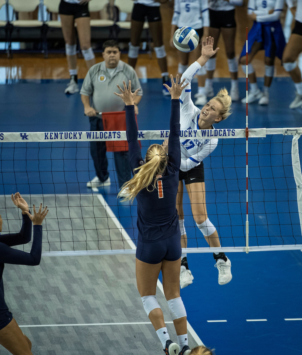 as Kentucky played Auburn on November 24, 2018.  Photo by Mark Cornelison | UKphoto