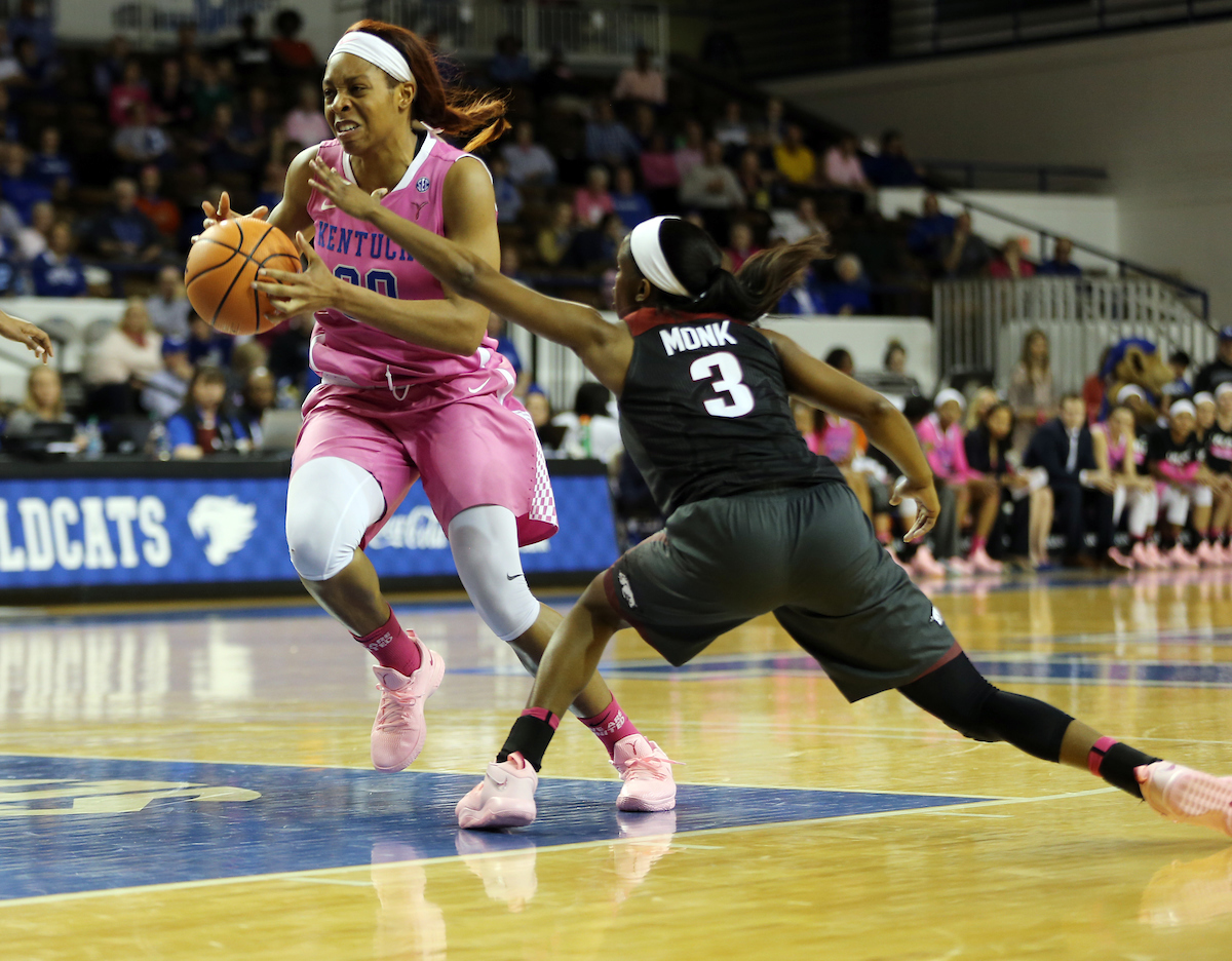 Dorie Harrison
The University of Kentucky women's basketball beat Arkansas on Thursday, February 15, 2018 at Memorial Coliseum.

Photo by Britney Howard | UK Athletics