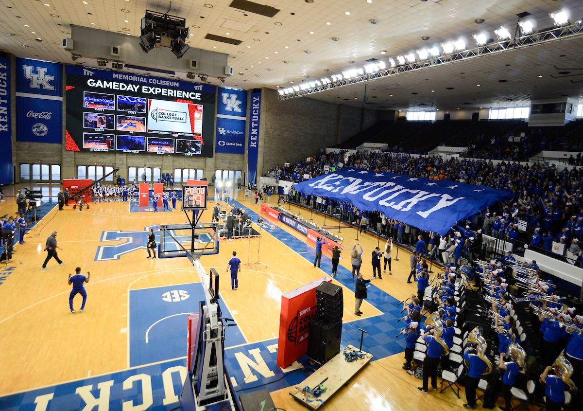 Game Day. 

College Game Day.

Photo by Eddie Justice | UK Athletics