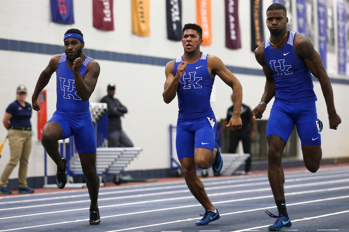 Jingle Bells Open.

Photo by Isaac Janssen | UK Athletics