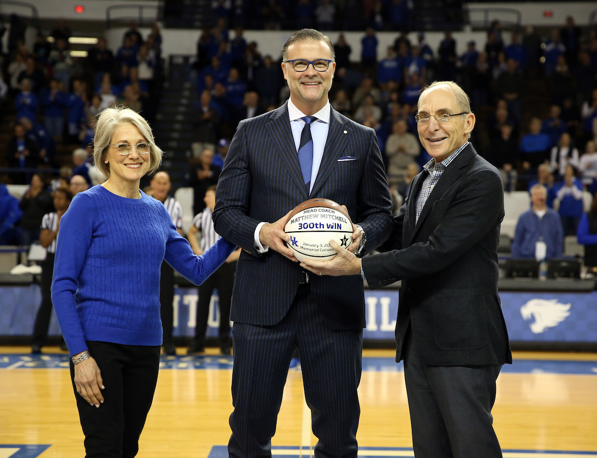 Matthew Mitchell

Kentucky Women's Basketball falls to Ole Miss. 

Photo by Britney Howard  | UK Athletics