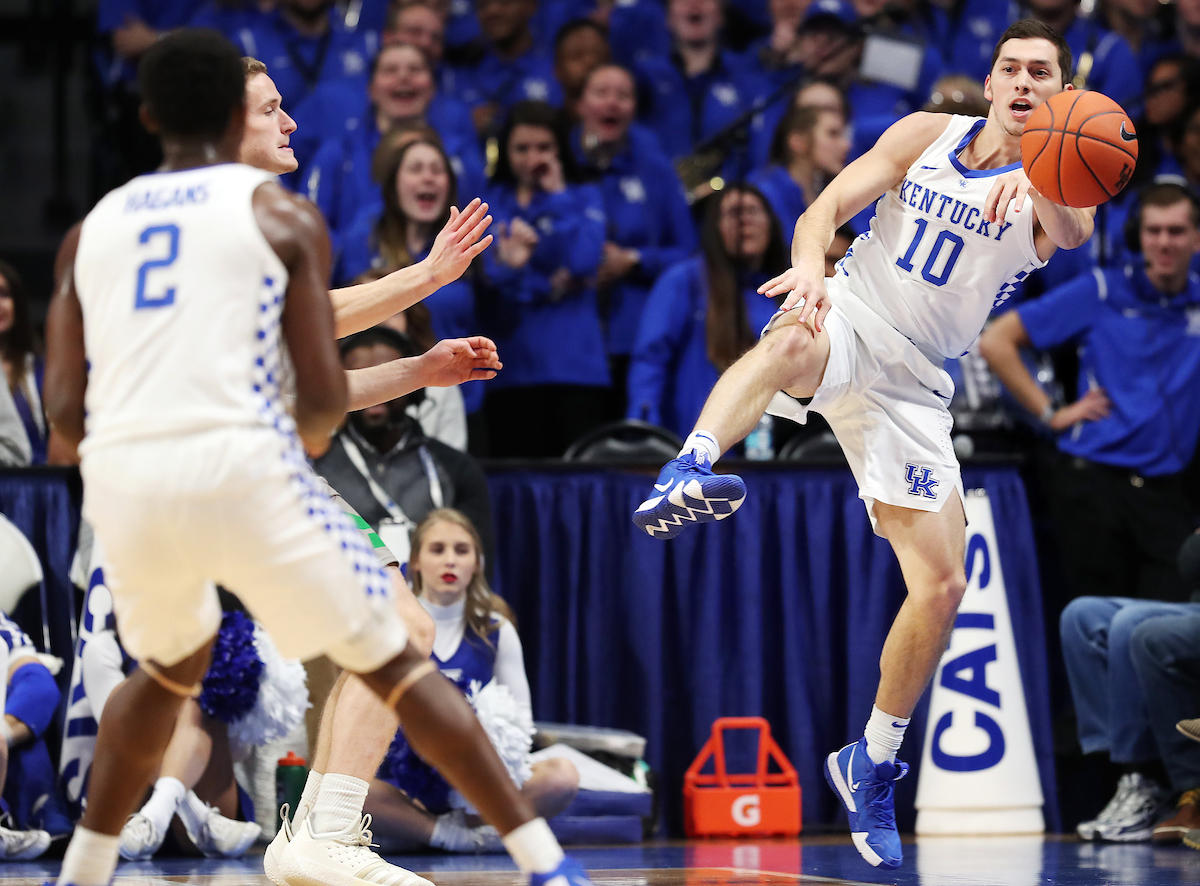 Jonny David 


Men's Basketball beats North Dakota 96-58.

Photo by Britney Howard  | UK Athletics