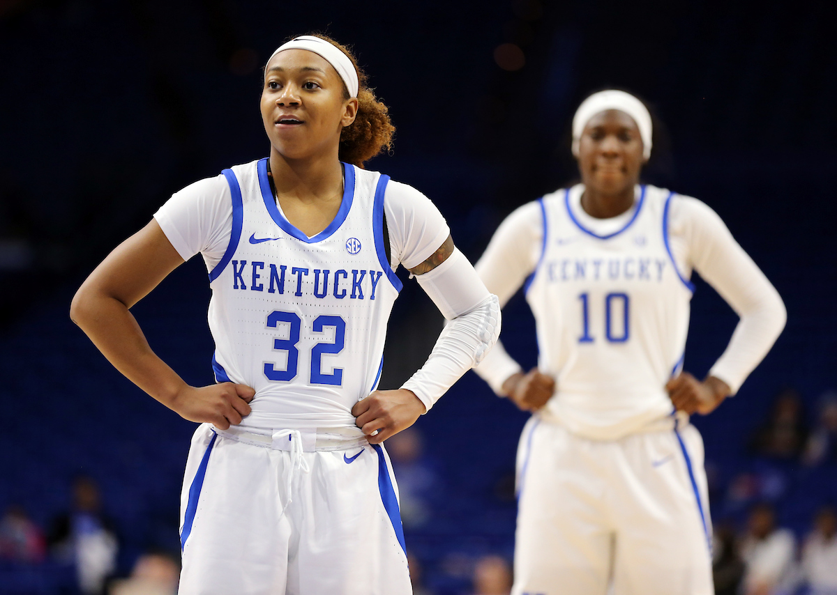 Jaida Roper


Women's Basketball beats Virginia 63-51 at Rupp Arena on Thursday, November 15, 2018.

Photo by Britney Howard  | UK Athletics