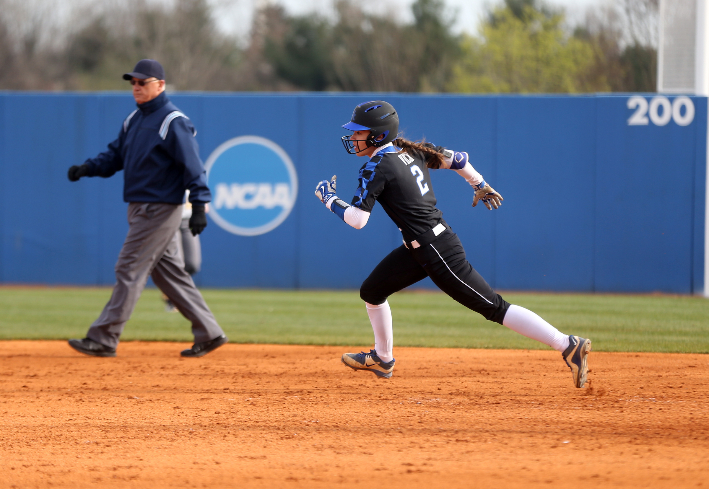 No. 16 Kentucky Hosts WKU on Wednesday in National TV Game