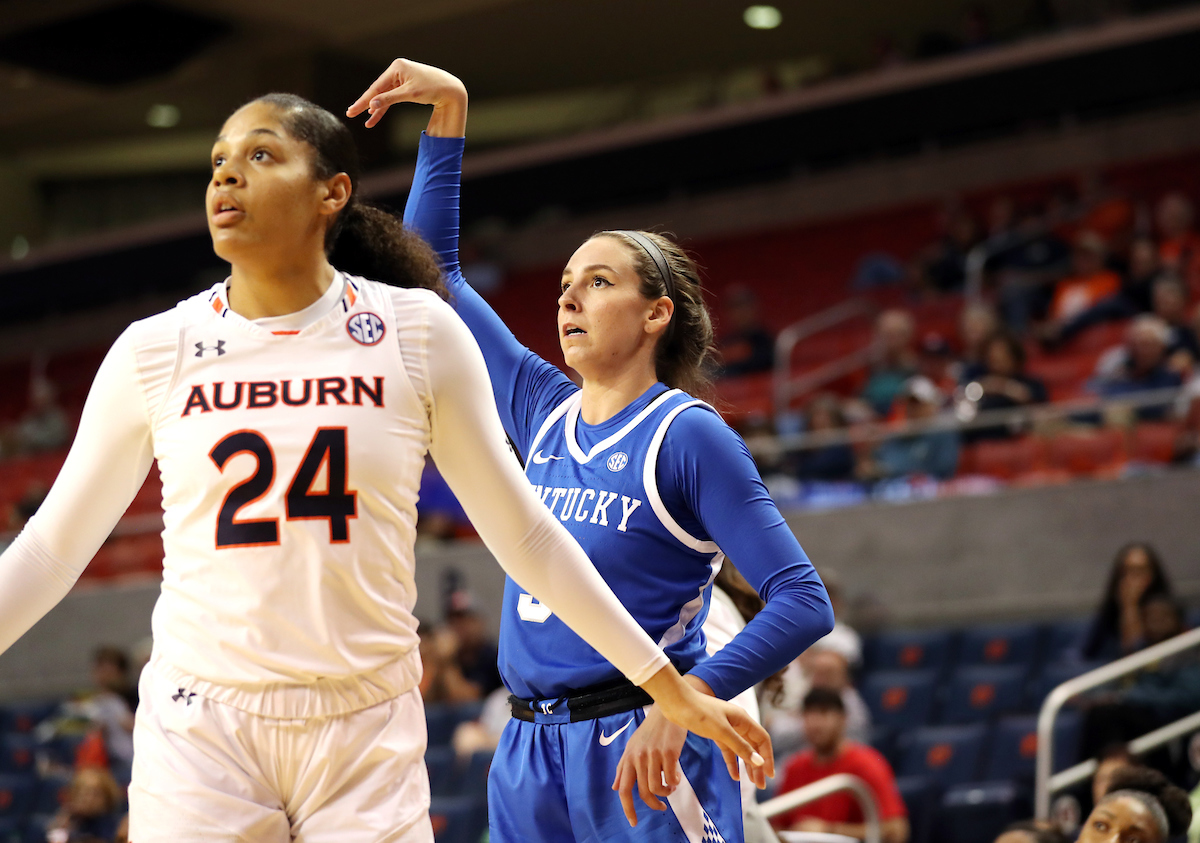 Blair Green

The UK Women's Basketball team beat Auburn.
Photo by Britney Howard | UK Athletics