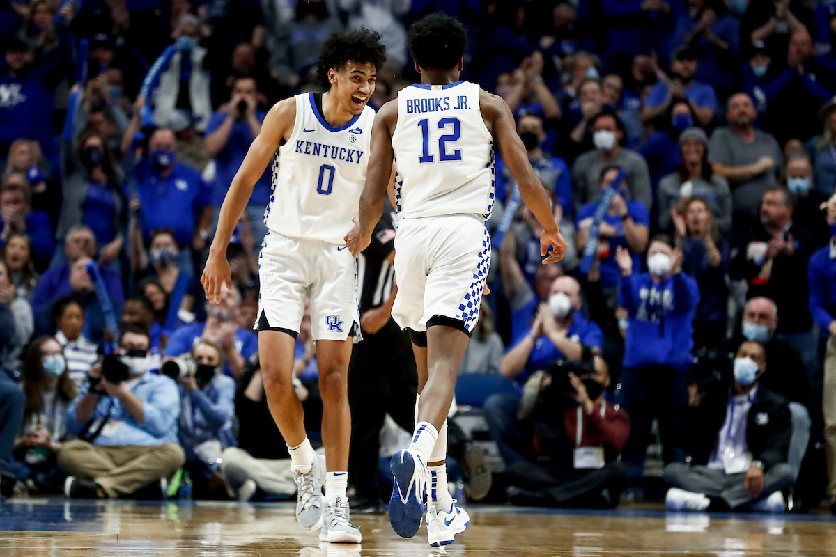 Jacob Toppin. Keion Brooks Jr.

Kentucky beat Alabama 90-81.

Photos by Chet White | UK Athletics