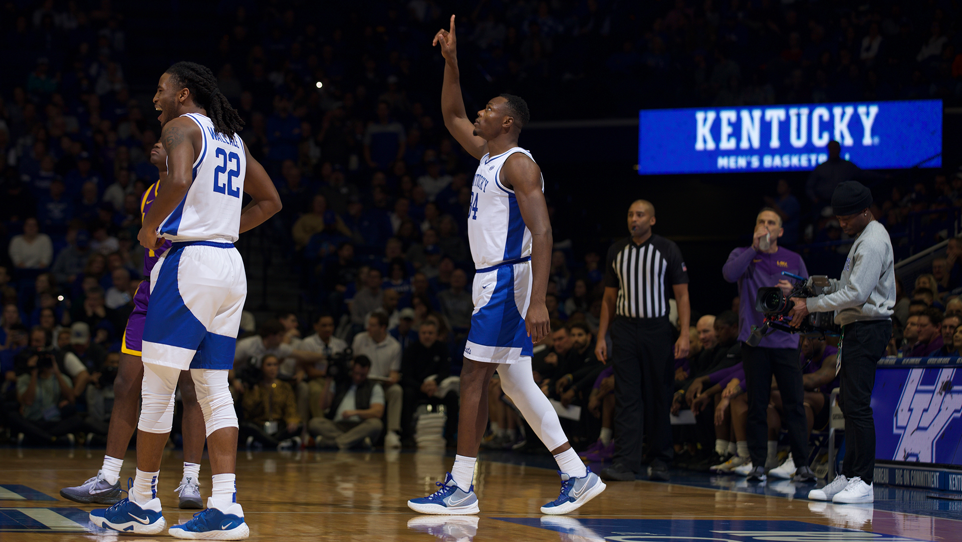 Kentucky Holds Off LSU on Tuesday