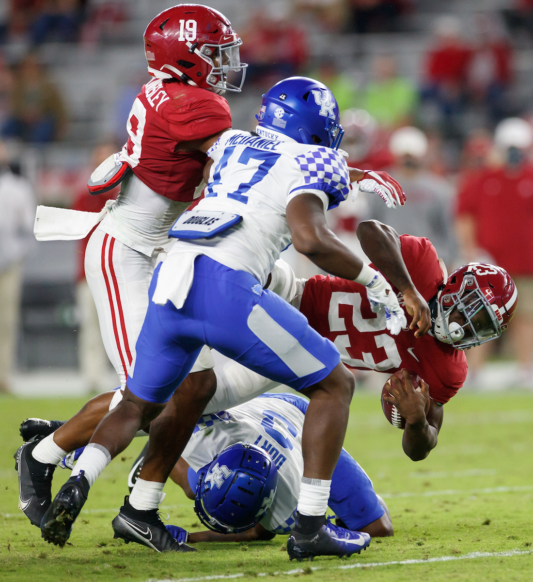 CEDRICK DORT JR.. K.D. MCDANIEL.

Kentucky falls to Alabama, 63-3.

Photo by Elliott Hess | UK Athletics