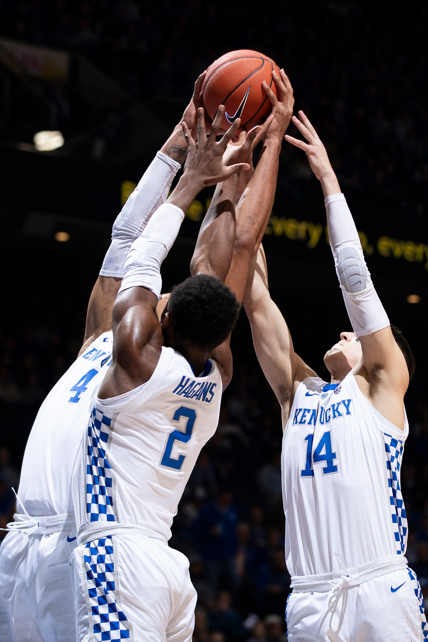 Nick Richards, Ashton Hagans, Tyler Herro

Men's basketball beat SIU 71-59.

Photo by Chet White | UK Athletics