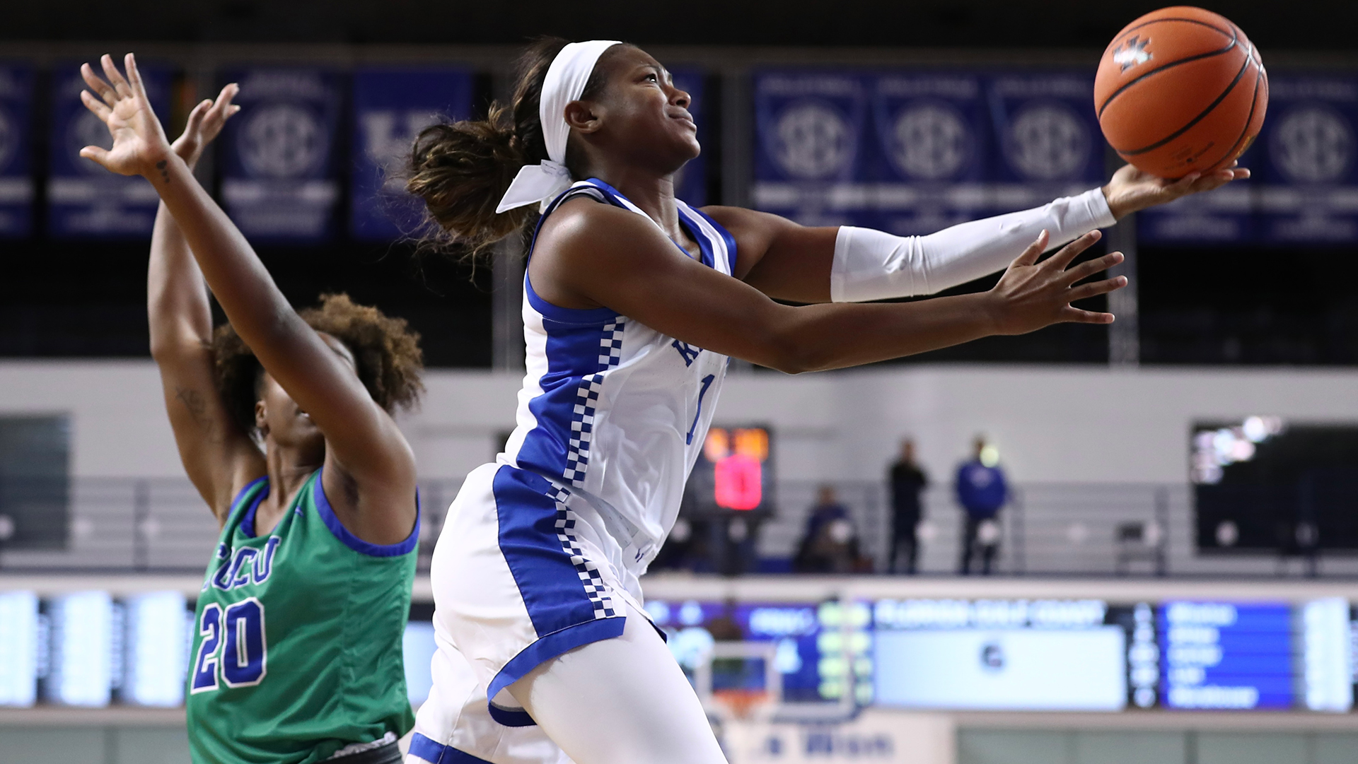 Kentucky Falls to Florida Gulf Coast on Sunday