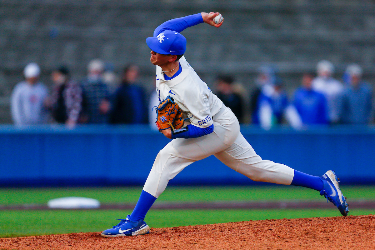 Kentucky falls to Ball State, 3-2. 

Photo By Barry Westerman | UK Athletics
