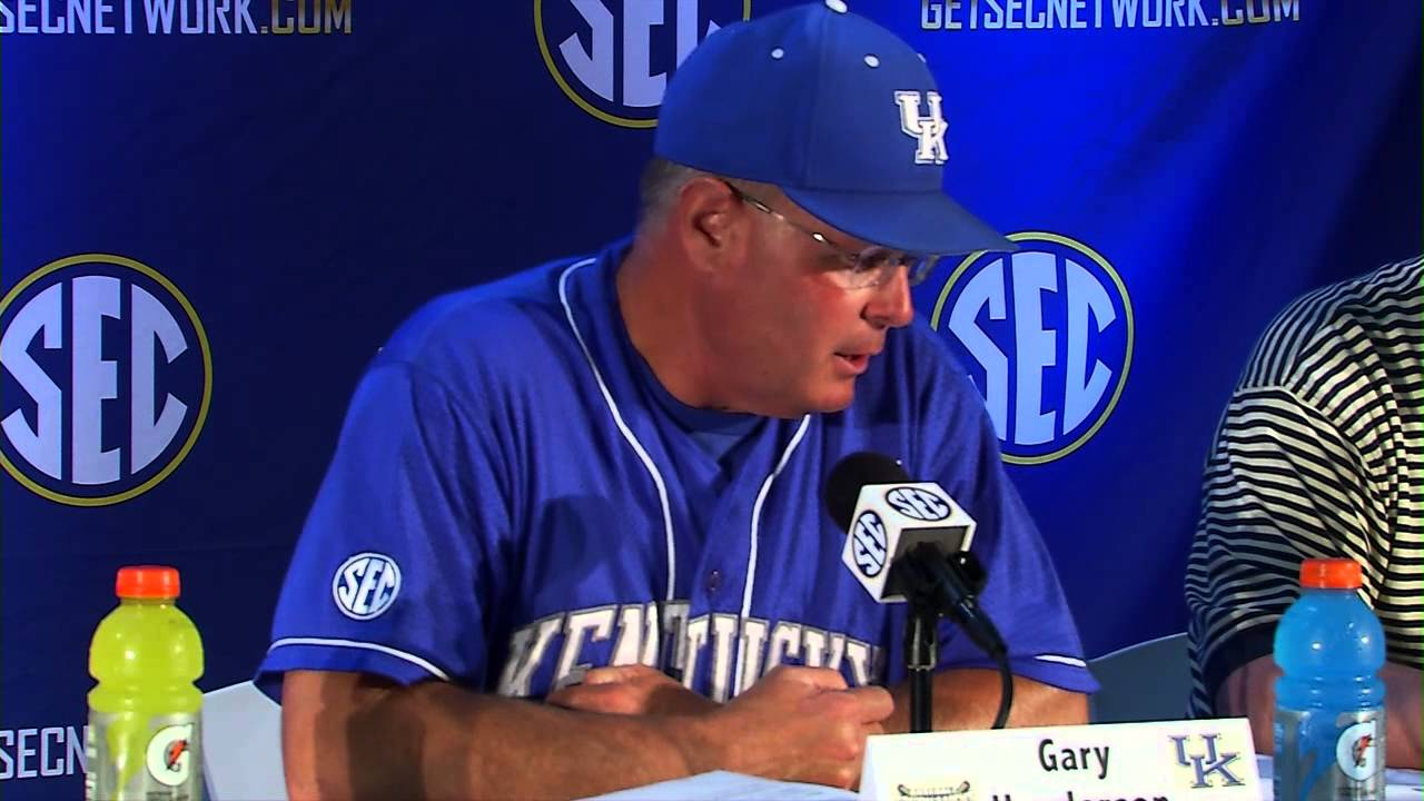 Kentucky Wildcats TV: Head Coach Henderson post Florida game conference