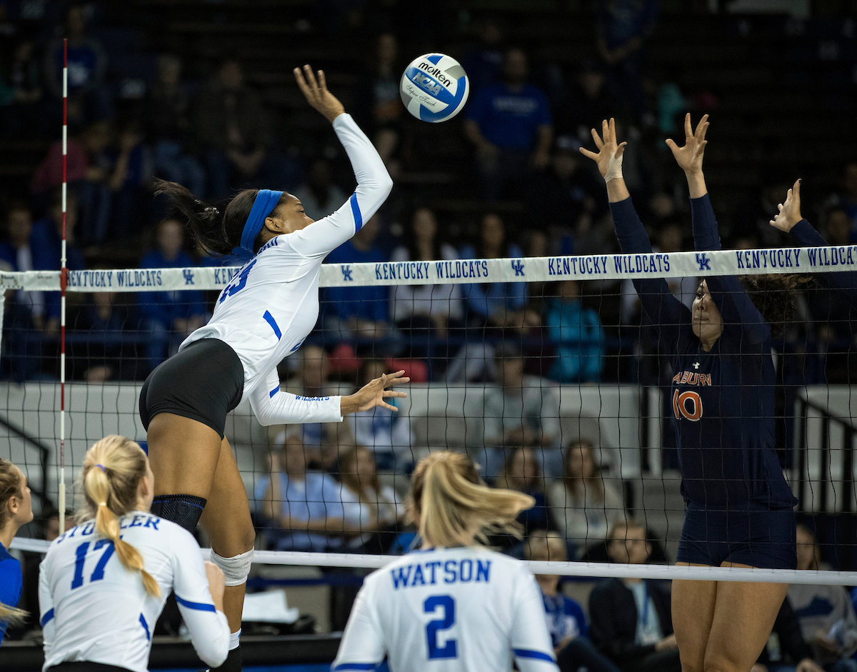 as Kentucky played Auburn on November 24, 2018.  Photo by Mark Cornelison | UKphoto