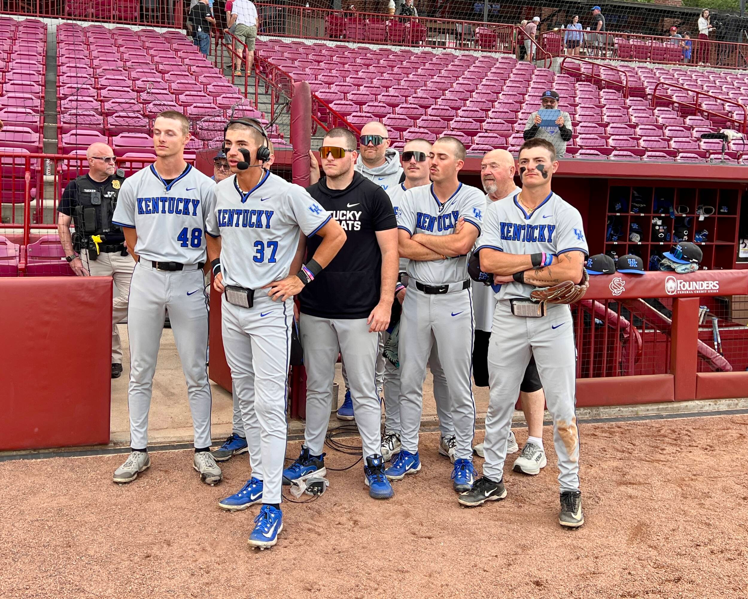 Buzz Worthy: Kentucky Channels Positive Energy for Road Victory