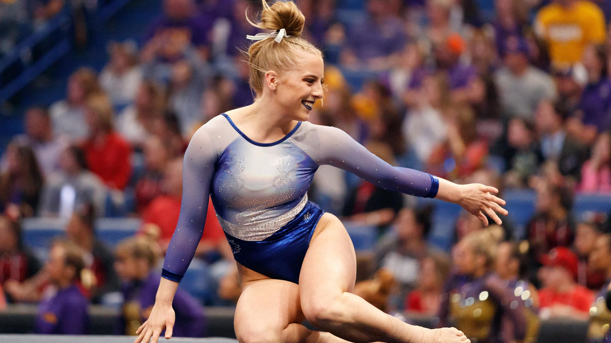 UK Gymnastics to Preview 2020 Season with Blue/White Meet