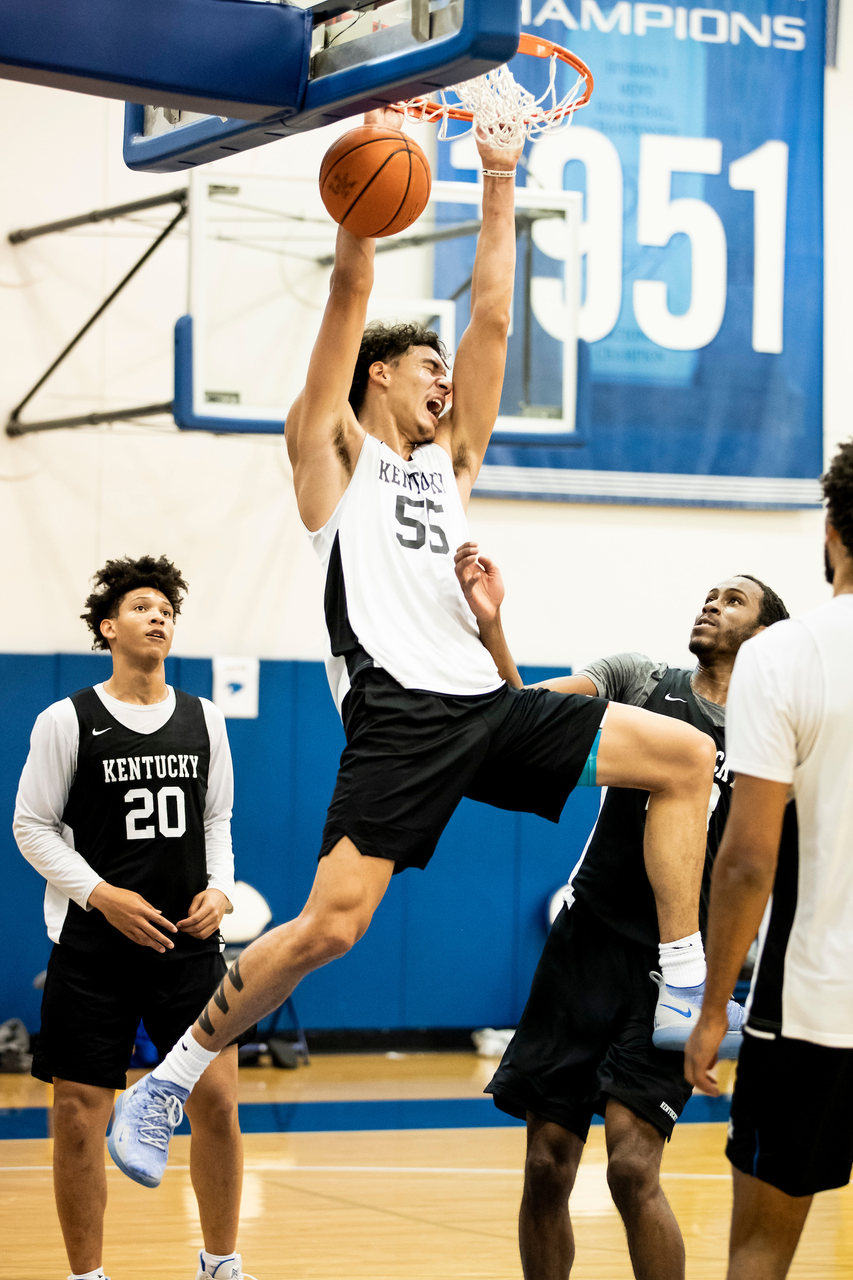 Lance Ware. Isaiah Jackson.

Menâ??s basketball practice. 

Photo by Chet White | UK Athletics