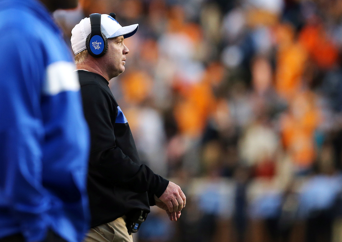Mark Stoops


Football falls to Tennessee 24-7.

Photo by Britney Howard  | UK Athletics