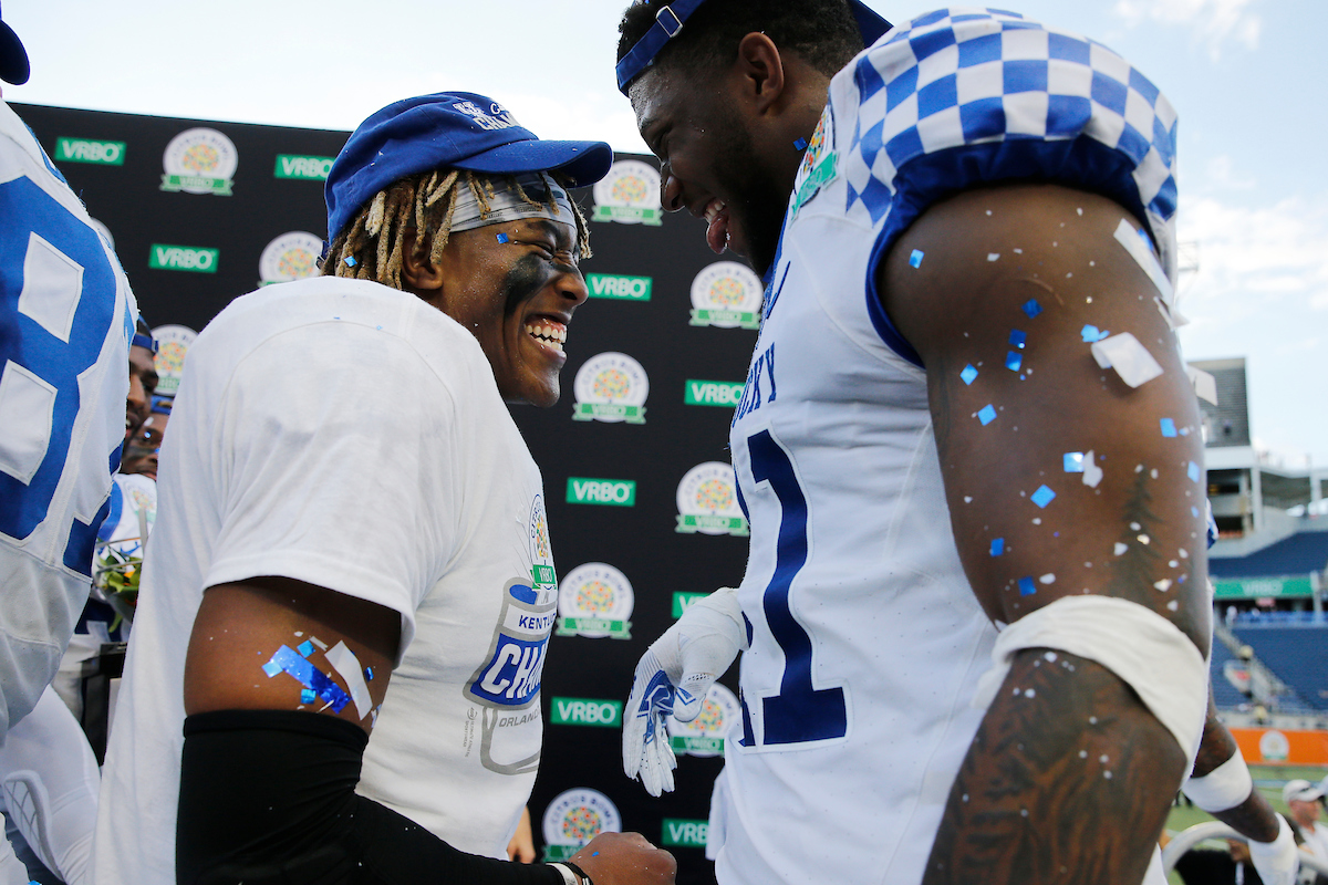 Benny Snell, Josh Allen

The UK Football team beat Penn State 27-24 in the Citrus Bowl.

Photo by Michael Reaves | UK Athletics
