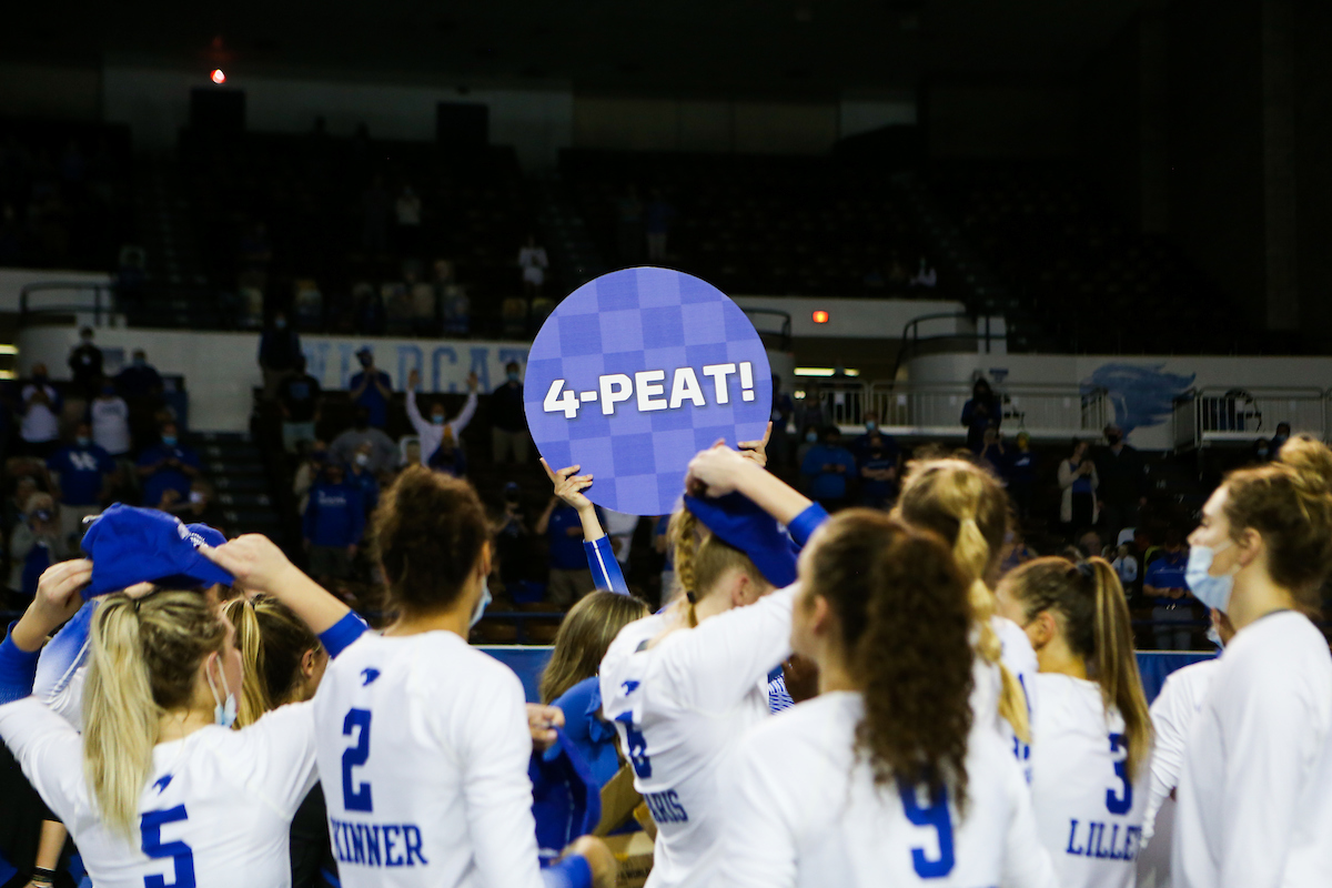 Team.

Kentucky sweeps Alabama 3-0 and wins SEC Championship.

Photo by Hannah Phillips | UK Athletics
