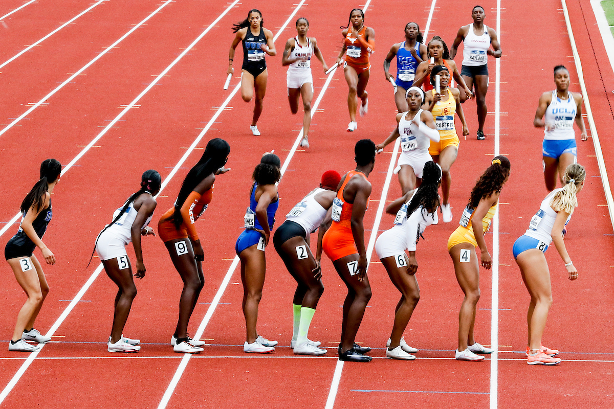 Dajour Miles. Celera Barnes.

Day 4. 2021 NCAA Track and Field Championships.

Photo by Chet White | UK Athletics