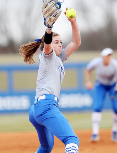 Tatum Spangler

The UK softball team beat Miami Ohio 9-1 on Tuesday, March 12, 2019.

Photo by Britney Howard | UK Athletics