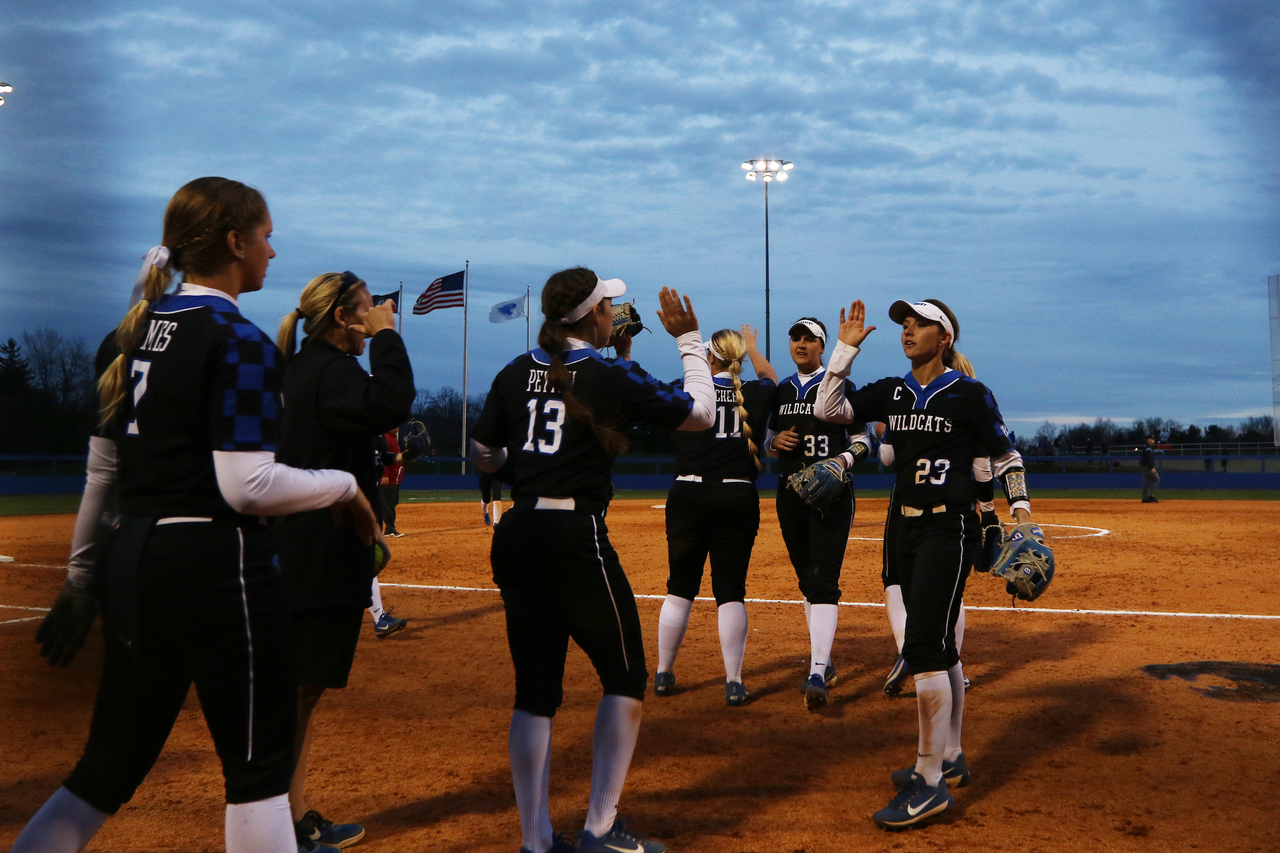 Team.

The University of Kentucky softball team beat Alabama 11-6 on Saturday, March 31st, 2018, at John Cropp Stadium in Lexington, Ky.

Photo by Quinn Foster I UK Athletics