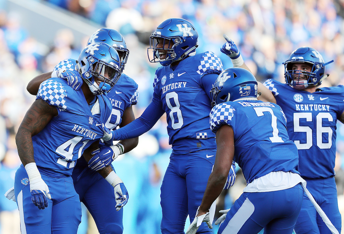 Celebration, Josh Allen

UK Football beats MTSU 34-23 on Senior Day at Kroger Field. 

Photo by Britney Howard | UK Athletics