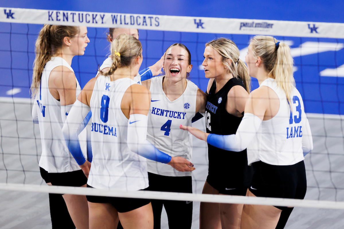 Kentucky-Ball State Volleyball Photo Gallery