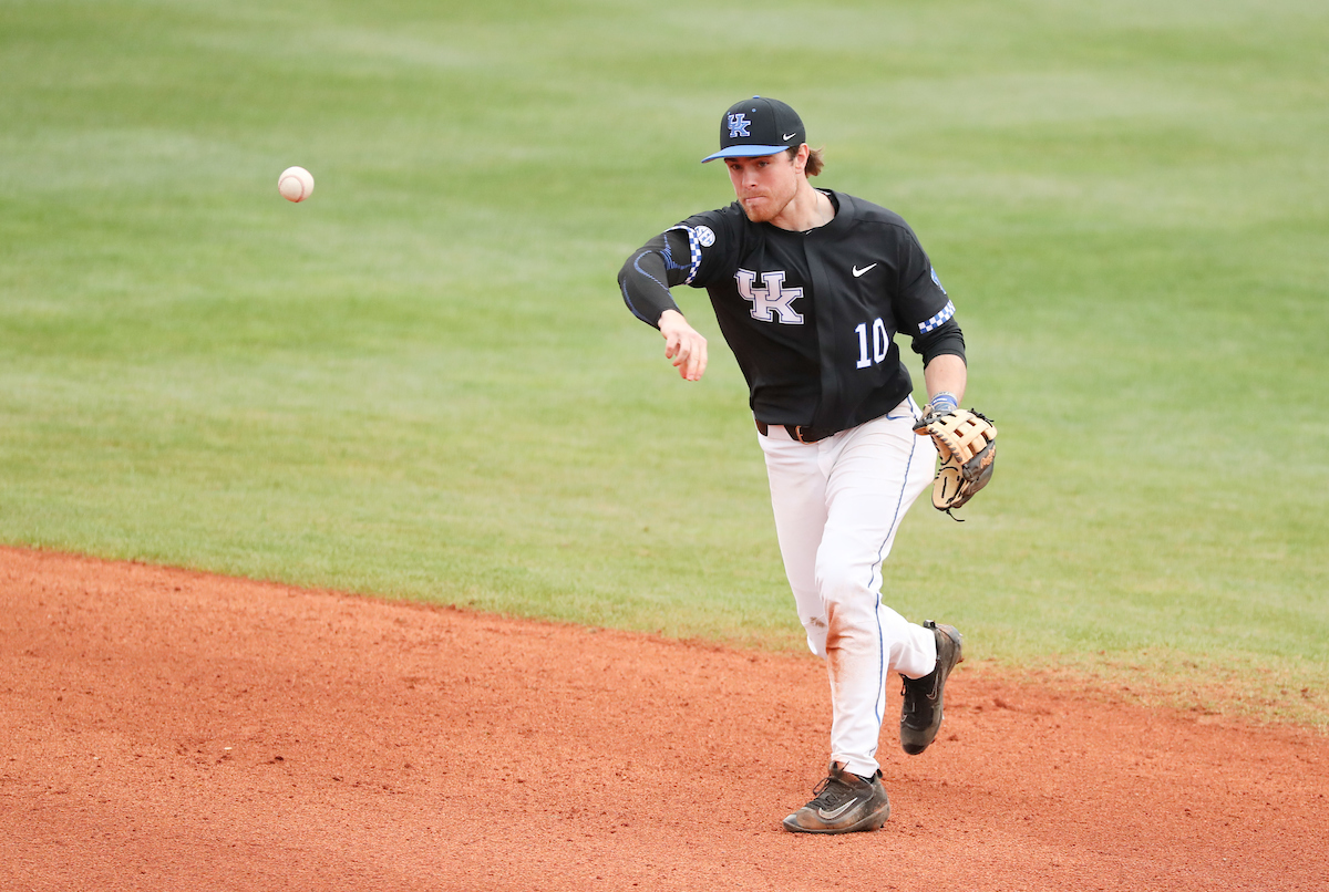 LUKE BECKER.

The University of Kentucky baseball team beats Oakland 15-6 on Sunday, February 25, 2018 at Cliff Hagen Stadium in Lexington, Ky.

Photo by Elliott Hess | UK Athletics