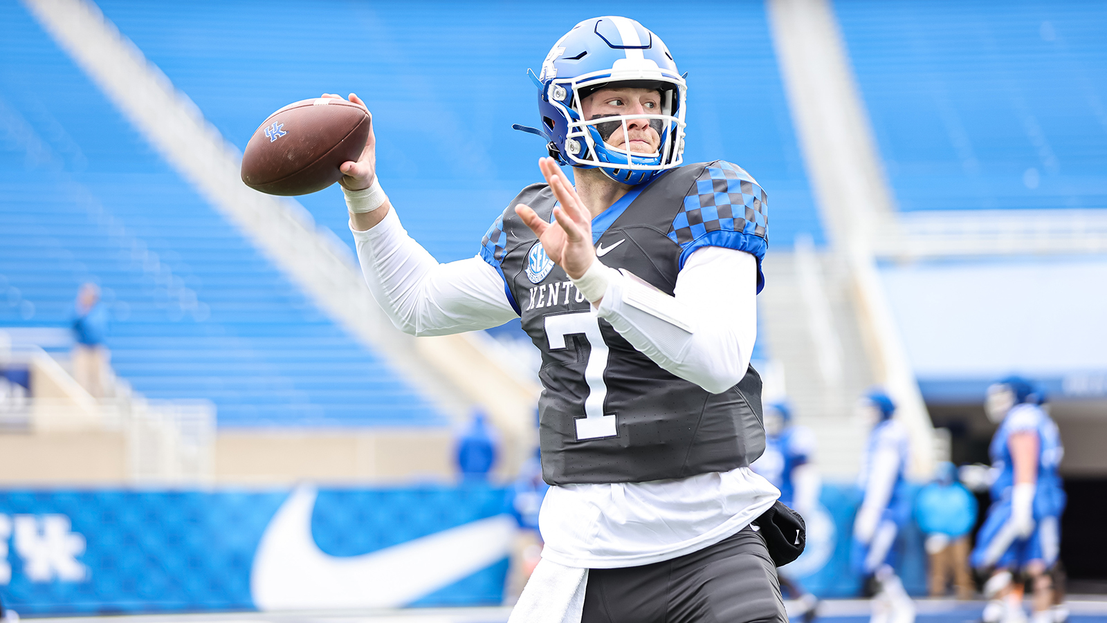 Blue Team Tops White in UK Football Spring Game