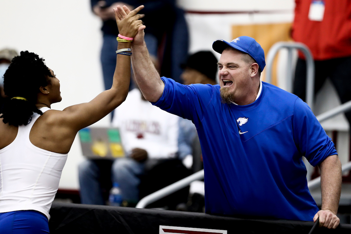 Keith McBride. Annika Williams.

Day 1. SEC Indoor Championships.

Photos by Chet White | UK Athletics