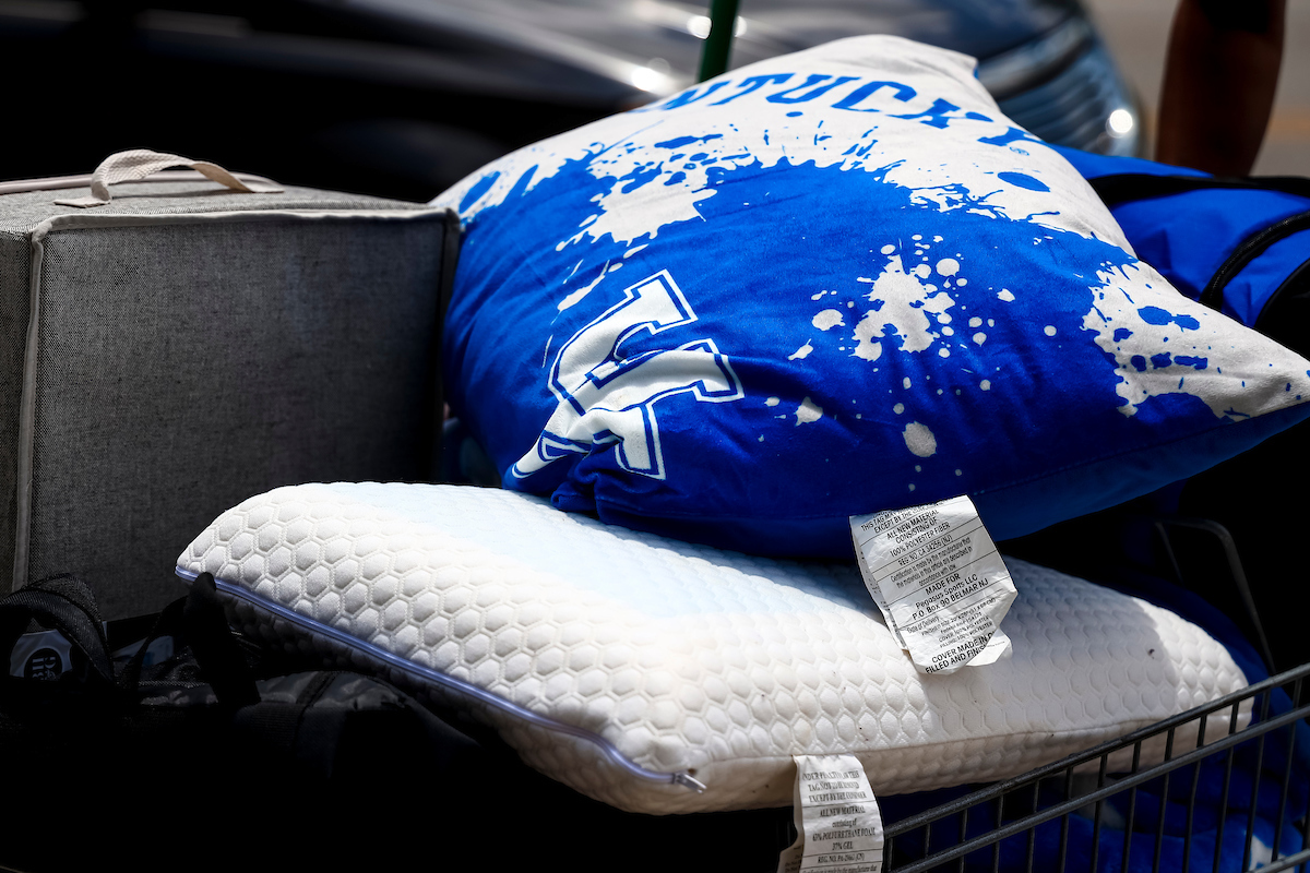 Pillow.

Kentucky WBB 2022-23 newcomer move in.

Photo by Eddie Justice | UK Athletics