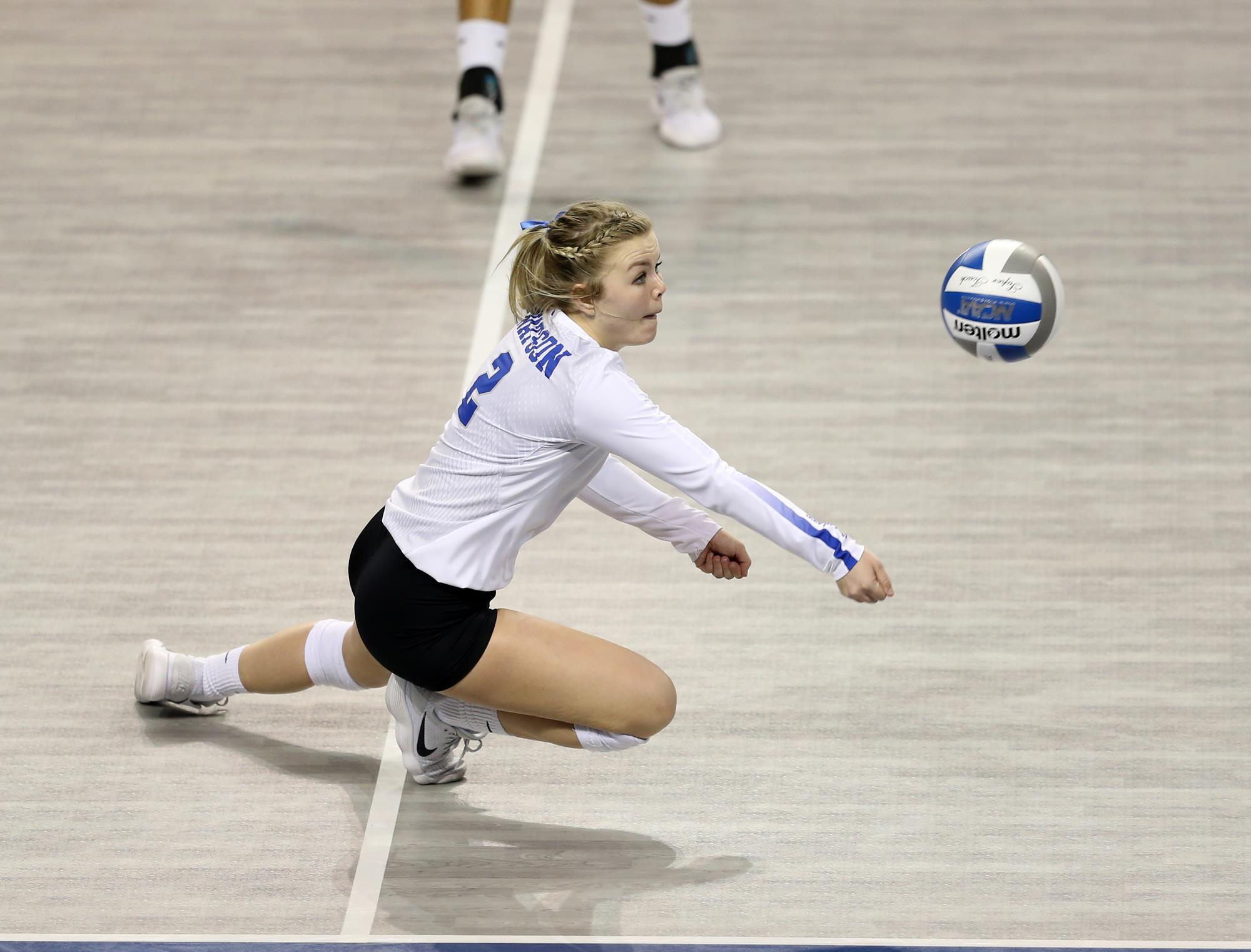 No. 5 UK Drops Five-Setter to Northern Iowa