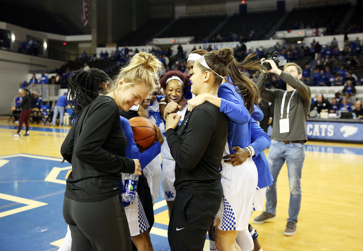 Team

The UK women's basketball team falls to Texas A&M on Thursday, November 28, 2019.

Photo by Britney Howard | UK Athletics
