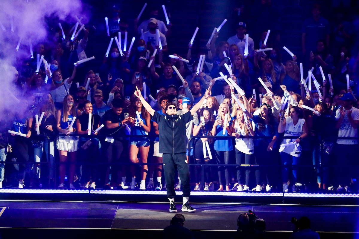 Kellan Grady.

Big Blue Madness.

Photos by Chet White | UK Athletics