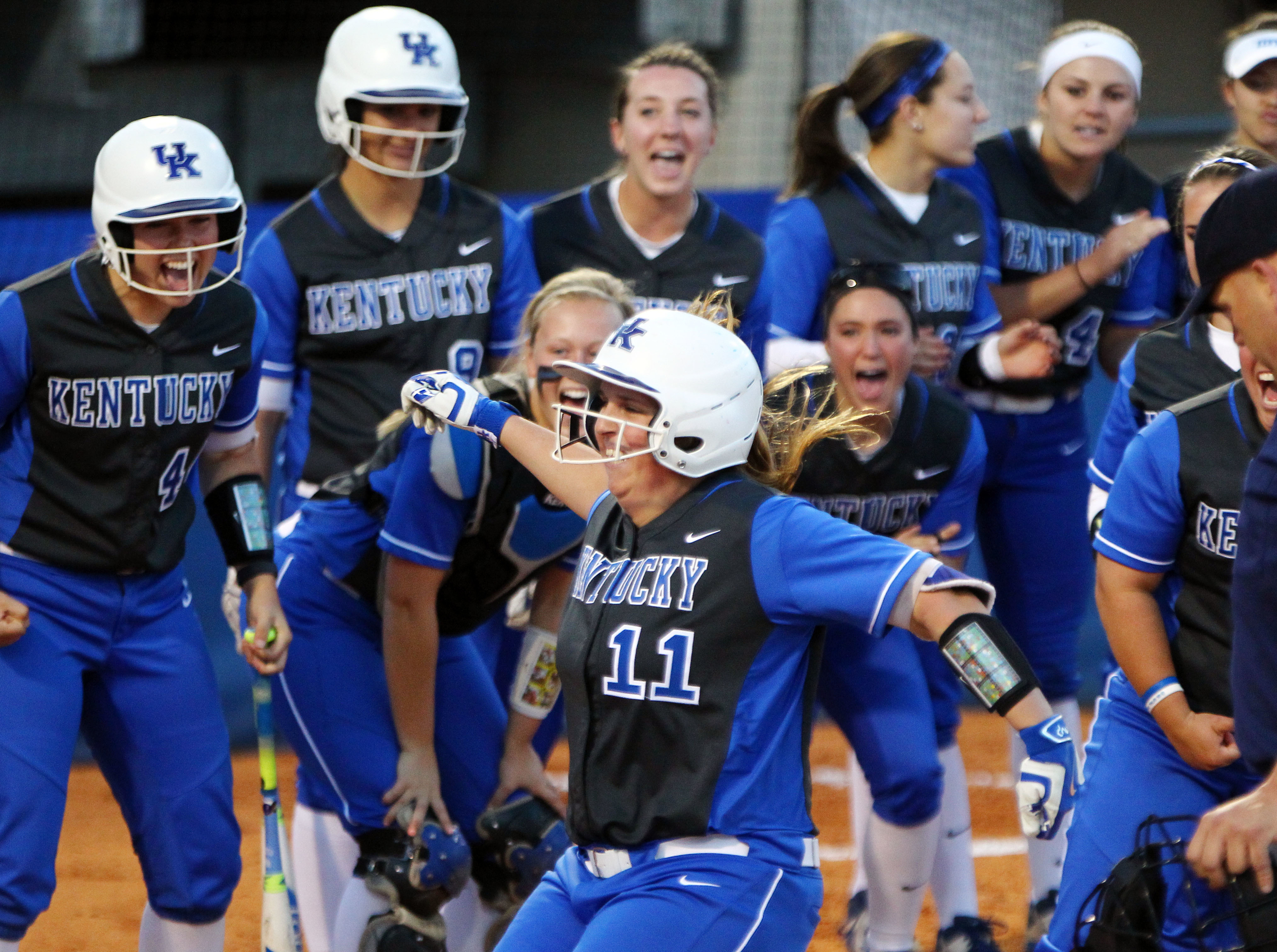 Cheek’s Late-Inning Bomb Powers Kentucky to 2-1 Win over EKU