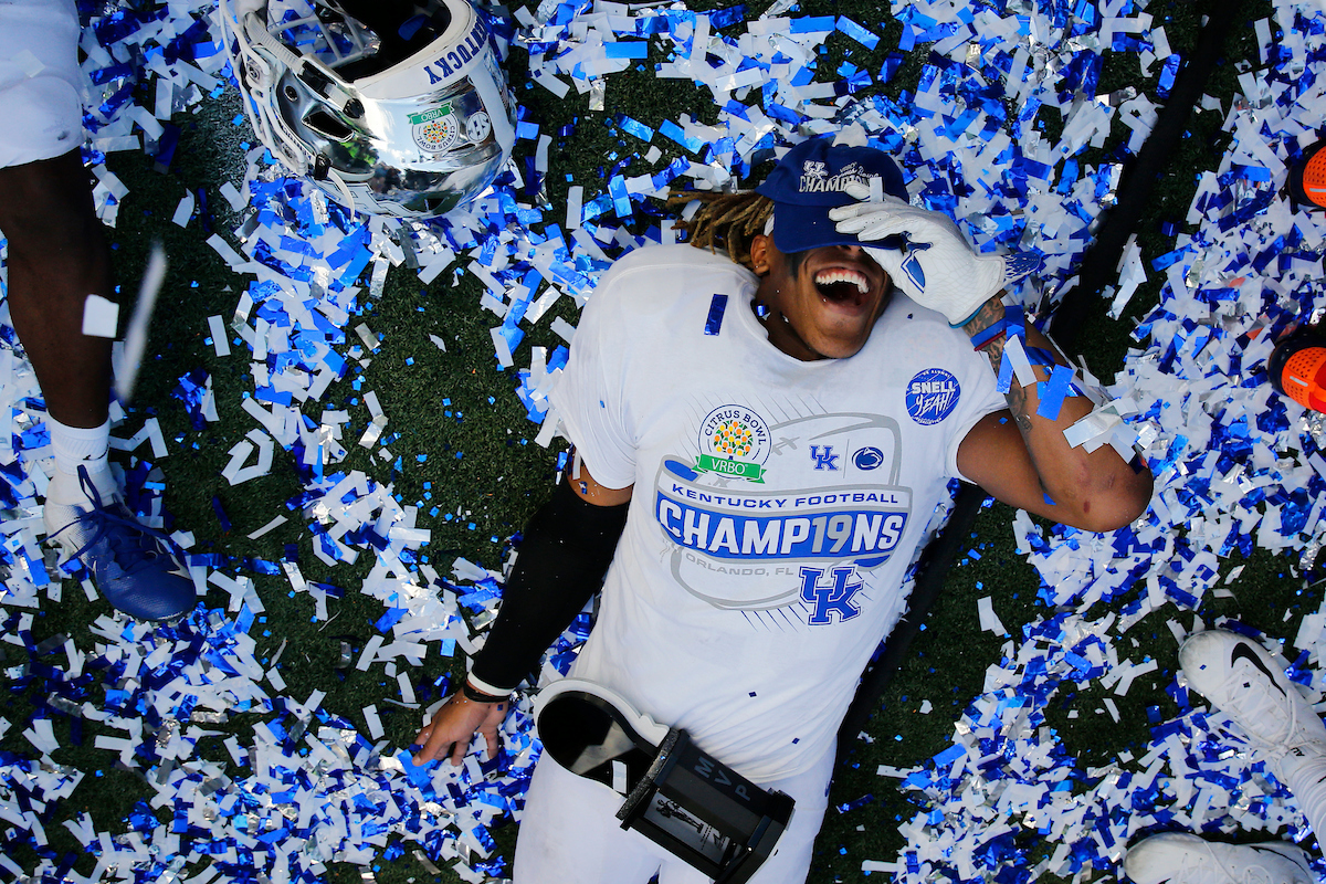 Benny Snell

The UK Football team beat Penn State 27-24 in the Citrus Bowl.

Photo by Michael Reaves | UK Athletics