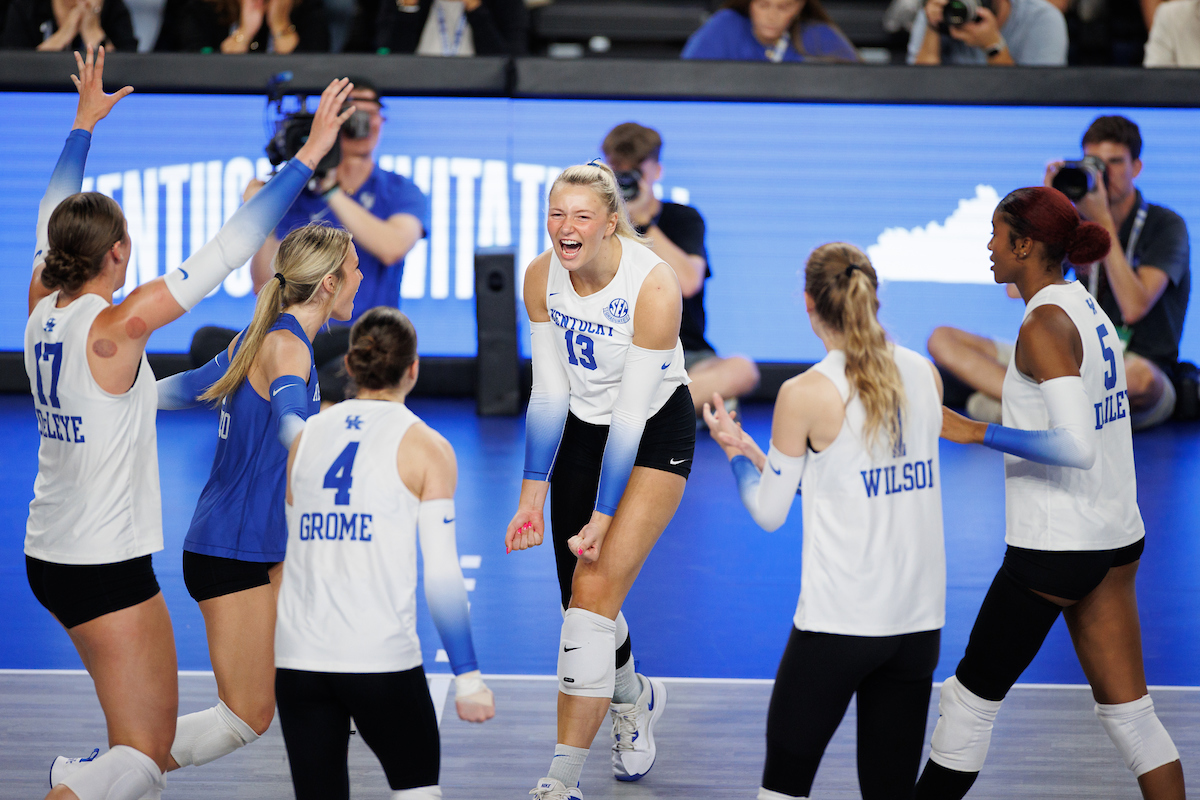 Lamb’s 12 Kills Push No. 9 Kentucky Past James Madison in Sweep