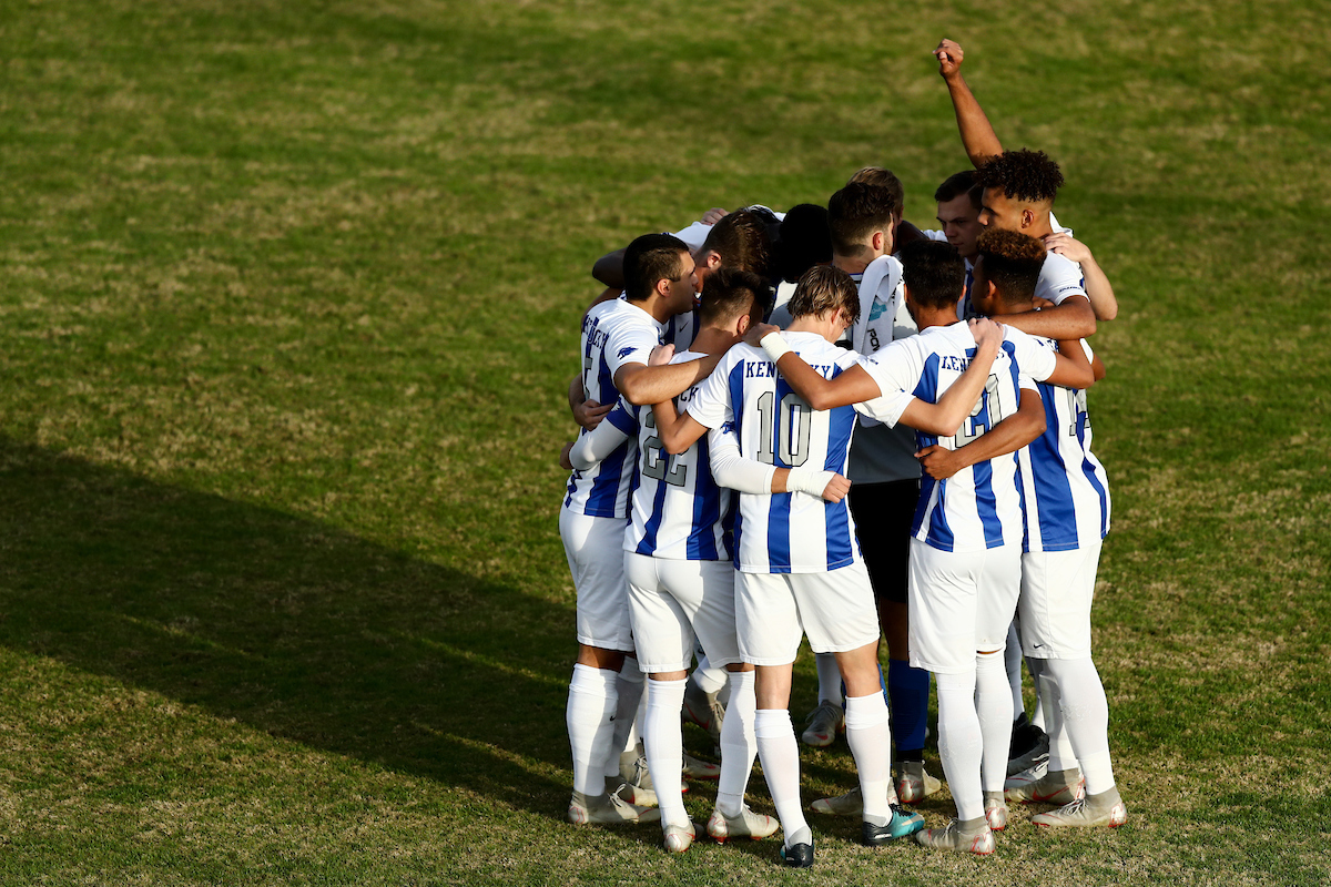 Team. JJ WILLIAMS.

Men's soccer beats Portland, 4-0.


Photo by Elliott Hess | UK Athletics