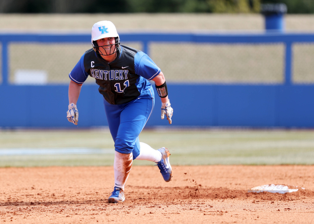 Abbey Cheek

The UK softball team beat Syracuse 13-0 on Wednesday, March 13, 2019.

Photo by Britney Howard | UK Athletics