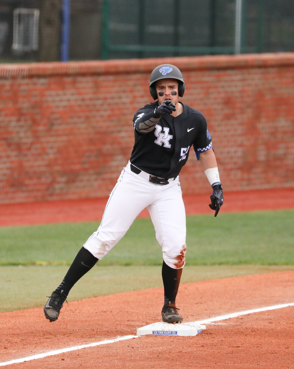 BEN AKLINSKI.

The University of Kentucky baseball team beats Oakland 15-6 on Sunday, February 25, 2018 at Cliff Hagen Stadium in Lexington, Ky.

Photo by Elliott Hess | UK Athletics