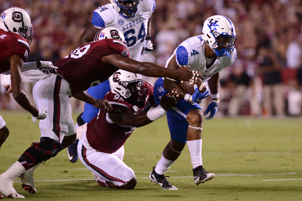 Stoops Keeping Cats' Focus as Florida Game Approaches