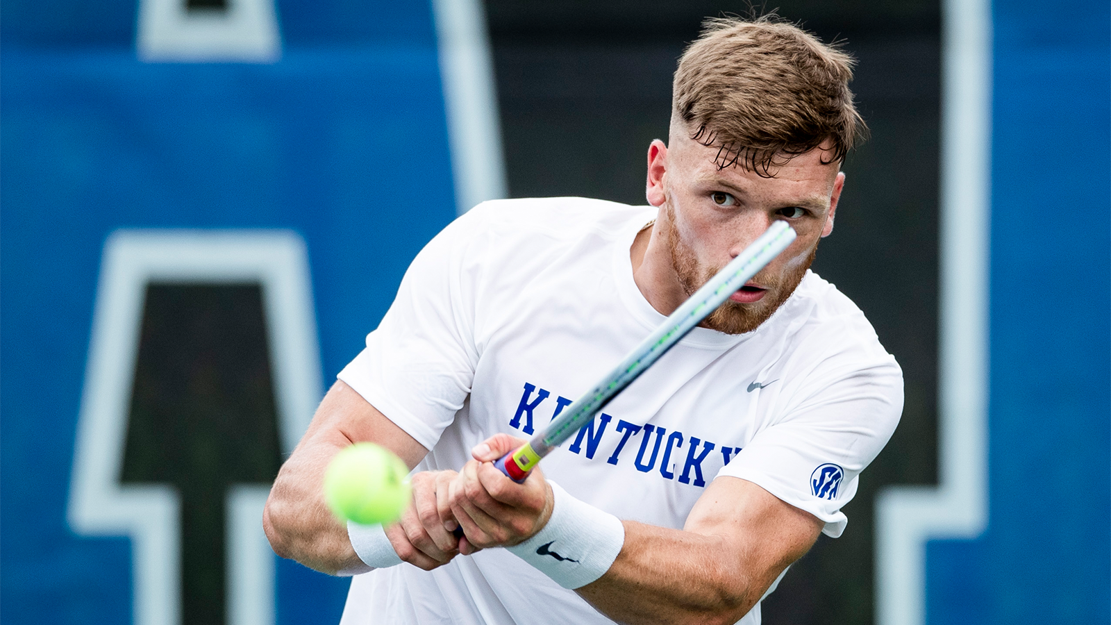 Kentucky Sweeps DePaul, Advances to NCAA Second Round