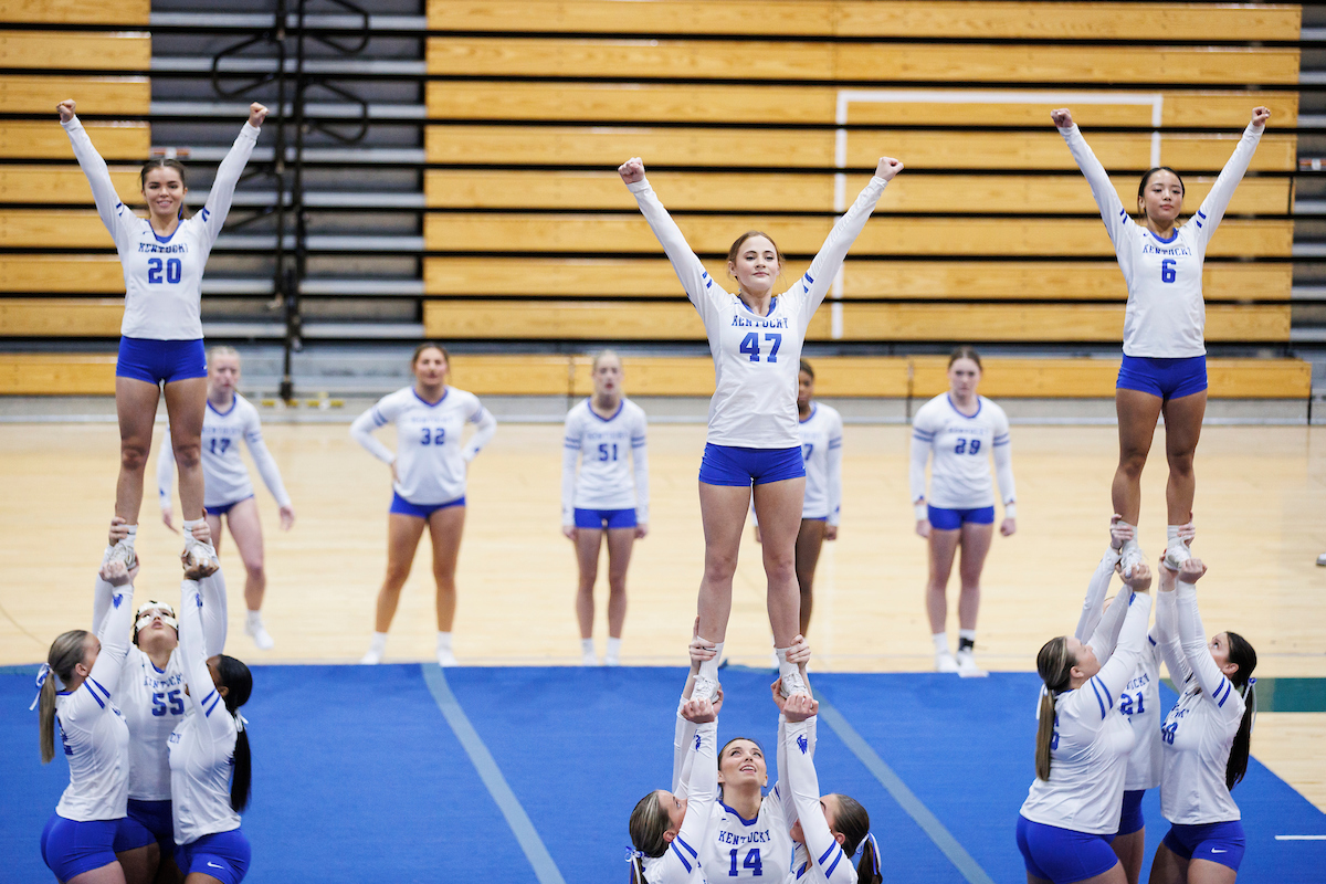 Kentucky STUNT Tops Maryville, Completes Perfect Weekend