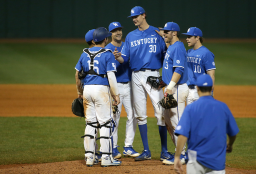 Sean Hjelle

The University of Kentucky baseball team defeats Oakland 10-1 on Friday, February 23rd, 2018 at Cliff Hagan Stadium in Lexington, Ky.


Photo By Barry Westerman | UK Athletics