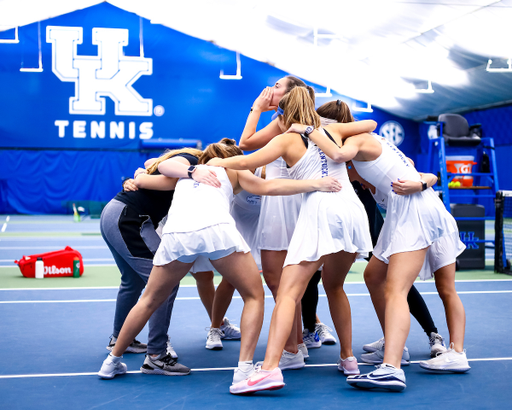 Team.

Kentucky vs Ohio State women’s tennis.

Photo by Eddie Justice | UK Athletics