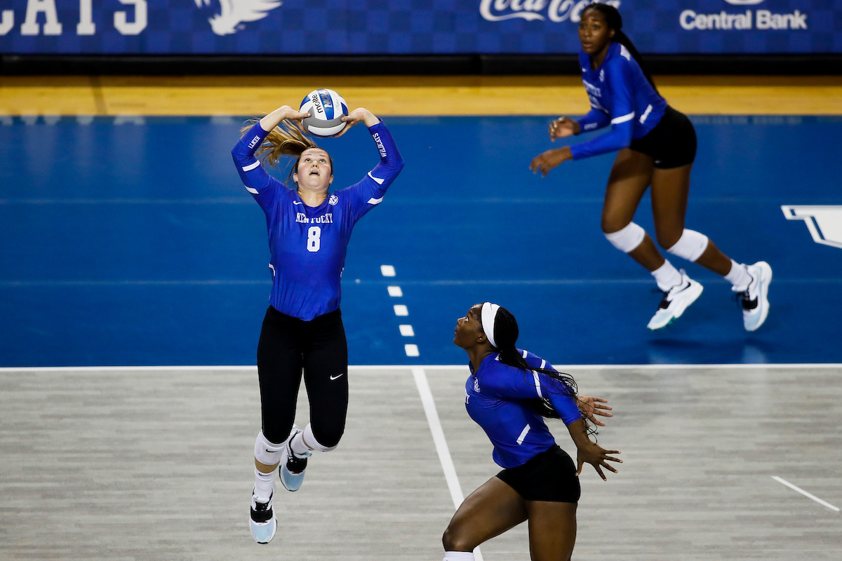 Cameron Scheitzach.

UK Volleyball Blue-White Scrimmage.

Photos by Chet White | UK Athletics