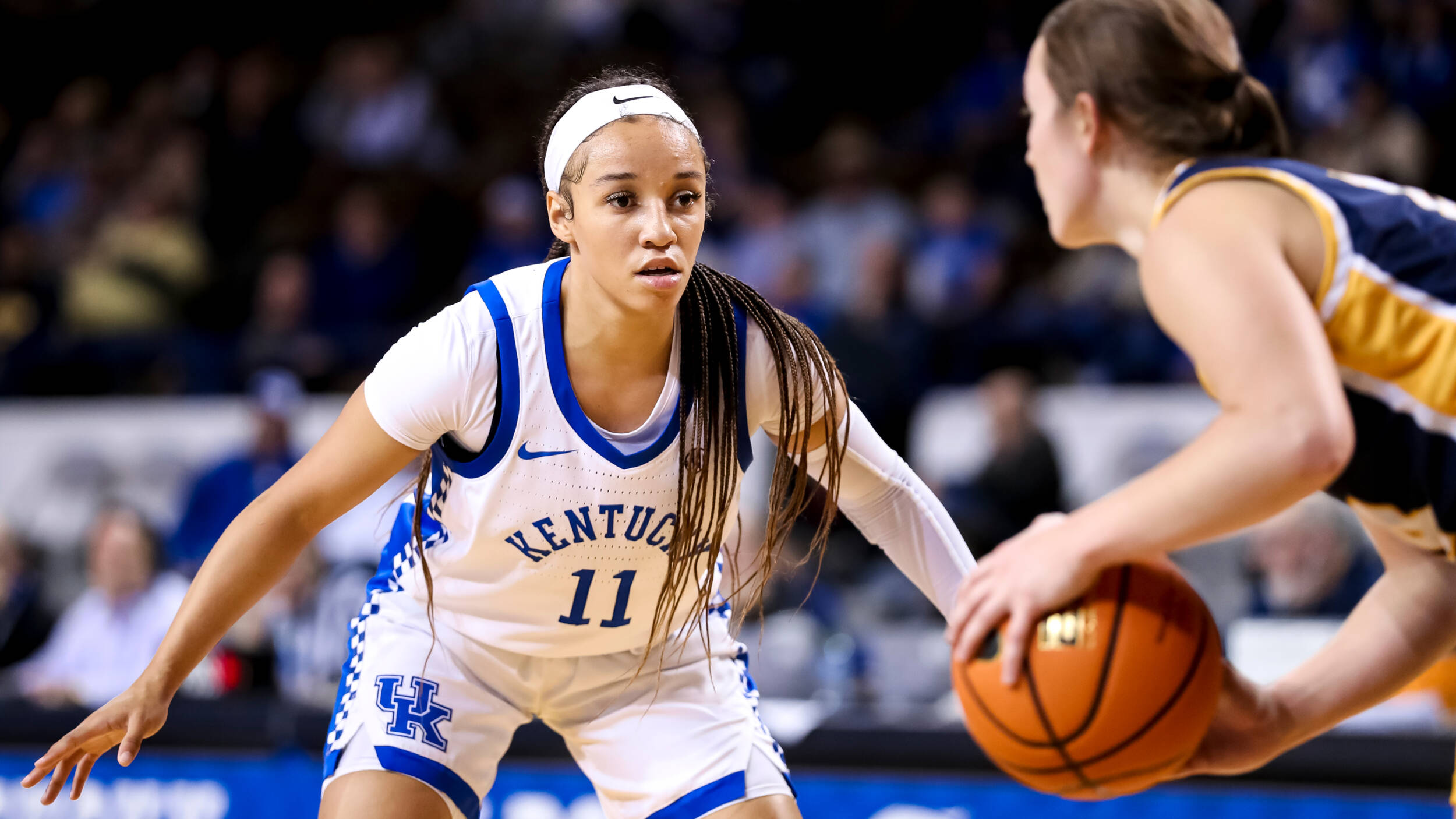 Wildcats, No. 24/23 Razorbacks Ring in the New Year in Memorial Coliseum