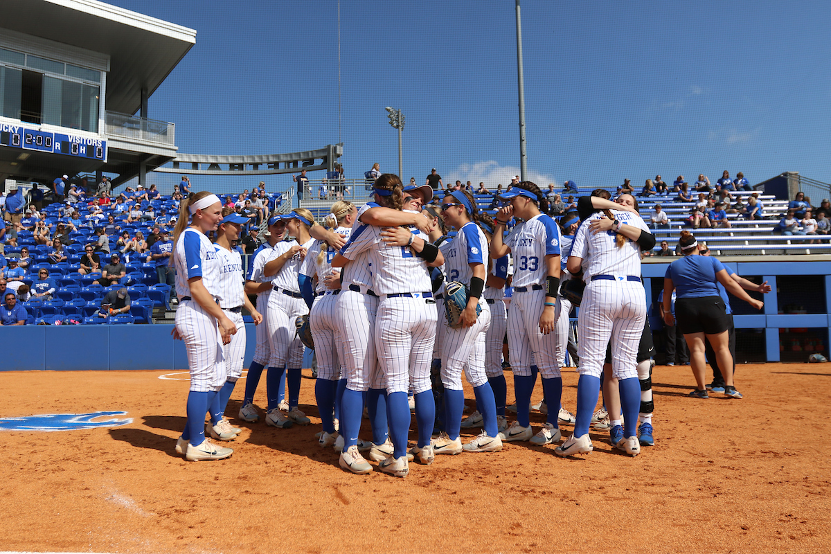 The University of Kentucky softball team during Game 1 against South Carolina for Senior Day on Sunday, May 6th, 2018 at John Cropp Stadium in Lexington, Ky.

Photo by Quinn Foster I UK Athletics
